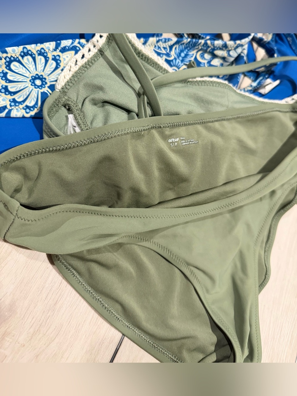 Bikini Bundle 4 Separate Matching Set EUC XS Tops XS/S Bottoms Beach Mermaidcore - Picture 10 of 11